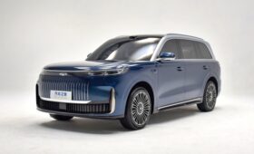 Серийный Chery Fulwin T11 готовится к премьере: флагман, замахнувшийся на Li L9