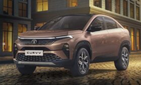 Купеобразный кроссовер Tata Curvv оказался богаче и дороже конкурирующего Citroen Basalt