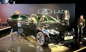 Глава АВТОВАЗа назвал ориентировочный ценник бизнес-седана Lada Aura