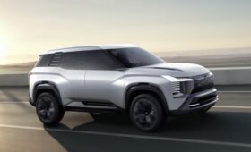 Mitsubishi представила новый кроссовер для небогатых рынков