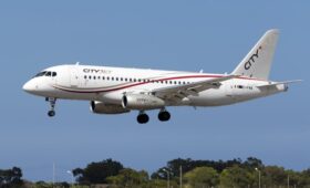 ВЭБ выставил на аукцион простаивающий в Жуковском Superjet