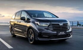 Honda Odyssey привезли в Россию, цена минивэна известна