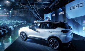 По российскому рецепту: в Испании начался выпуск кроссоверов Chery под маркой Ebro