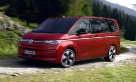 Volkswagen Multivan обрел полноприводную версию