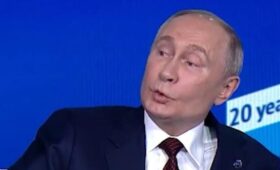 Путин вспомнил, как переводил беседу экс-канцлера Коля с Собчаком. Видео