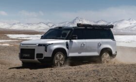 На рынок РФ официально выйдет внедорожник Rox 01, напоминающий Land Rover Defender