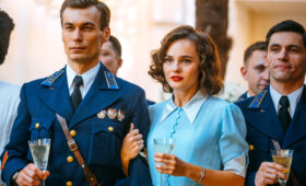 Сказка на ночь: сериал «Любовь Советского Союза» как массовая терапия