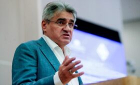 Нечаев заявил о согласии пускать обратно в Россию лишь достойные компании