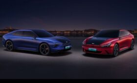 Лифтбек Honda GT представлен с двумя лицами