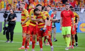 Католики перенесли Пасхальную мессу ради футбола и были наказаны
