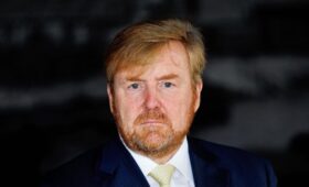 Король Нидерландов призвал страну «вооружиться до зубов»