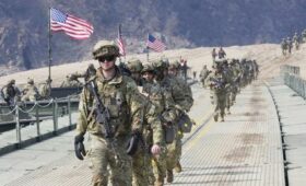 «Американская военщина» едет наводить порядок на гренландско-мексиканской границе
