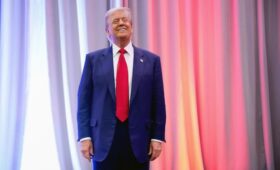 Трамп объявил о прямых переговорах США с Ираном