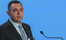 Вице-премьер рассказал, как Сербия влюбилась в ЕС