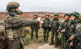 Медаль «За взятие Сеула» чеканить пока рано