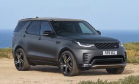 Land Rover Discovery получил пару особенных версий в честь юбилея