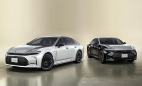 Седан Toyota Crown обзавёлся сразу двумя спецверсиями. Цены известны