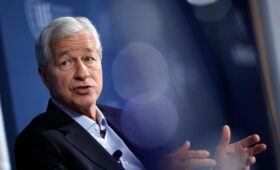 Глава JP Morgan предостерег от «самоуспокоенности» на фоне пошлин Трампа