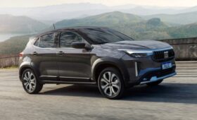 Обновлен компактный паркетник Fiat Pulse