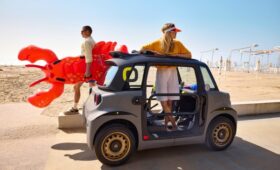 Пляжный Citroen Ami Buggy вернулся в обновлённом кузове и без тиражных ограничений
