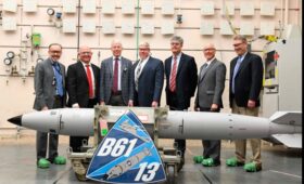 США объявили о создании новой ядерной бомбы B61-13