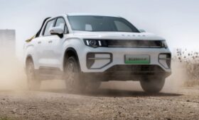 Пикапы Radar компании Geely: теперь с ДВС