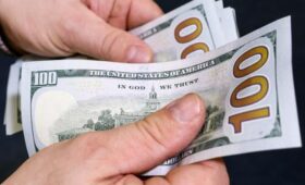 Драйверов для роста все меньше: эксперт оценил падение курса доллара на 30% в этом году