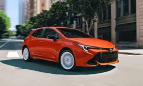 «Подогретый» хэтчбек Toyota Corolla FX: доработок меньше, чем у седана