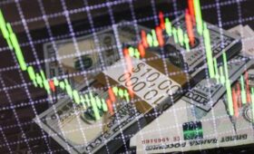 Неизбежно: Эксперт оценил суждение Кийосаки о конце доллара и гиперинфляции