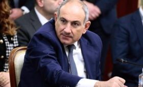 Превращается в Зеленского: Востоковед объяснил, куда Пашинян ведет Армению