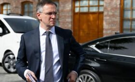 The Telegraph об итогах «Стамбула»: Мединский предложил Украине «шведскую альтернативу»