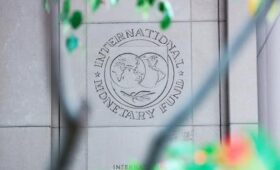 Украине посоветовали увеличить налоги