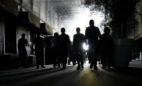 «Зелёная повестка» вогнала Европу во тьму и хаос. Зря не слушались Россию