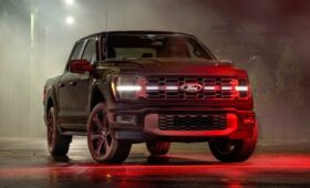 Ford F-150 Lobo: уличный забияка c V8, заниженной подвеской и эффектным декором