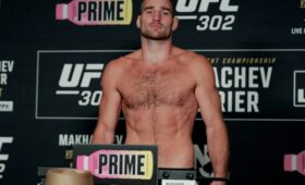 Боец UFC Стрикленд рассказал о своих доходах