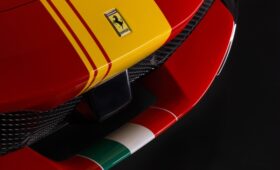 Ferrari отложила дебют второй «зелёной» модели из-за слабого спроса на люксовые «электрички»