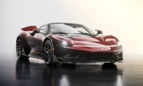 Pininfarina завершает производство суперкара Battista спецверсией Novantacinque