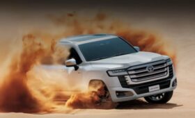 Гибрид Toyota Land Cruiser 300 стал самым мощным в гамме