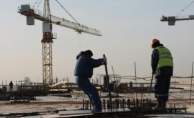 Хуснуллин допустил остановку ввода жилья из-за «тревожного фактора»
