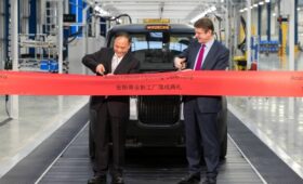 Geely не будет строить заводы в США и Европе, так как «эпоха глобализации заканчивается»