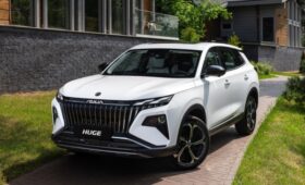 Новые кроссоверы Dongfeng Huge и Mage в России: полный прайс-лист