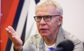 Фетисов жестко отреагировал на отказ IIHF поздравлять российских игроков с Кубком Стэнли