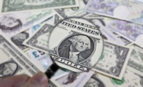 Прогноз курса валют: покупать ли сейчас доллары?