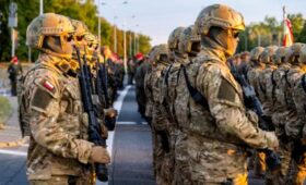 Шляхте неймется: Варшава и Вильнюс готовятся громко отправить Лукашенко на пенсию