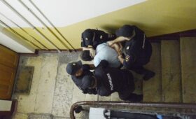 После обысков в Baza задержали сотрудников ОВД в трех регионах