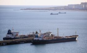 МЭА поставило под сомнение способность России сохранить добычу нефти