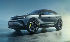 Рассекречен Opel Mokka GSE: техника от хот-хэтча Peugeot, до «сотни» – почти за 6 секунд
