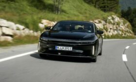 Седан Lucid Air поставил рекорд дальности хода